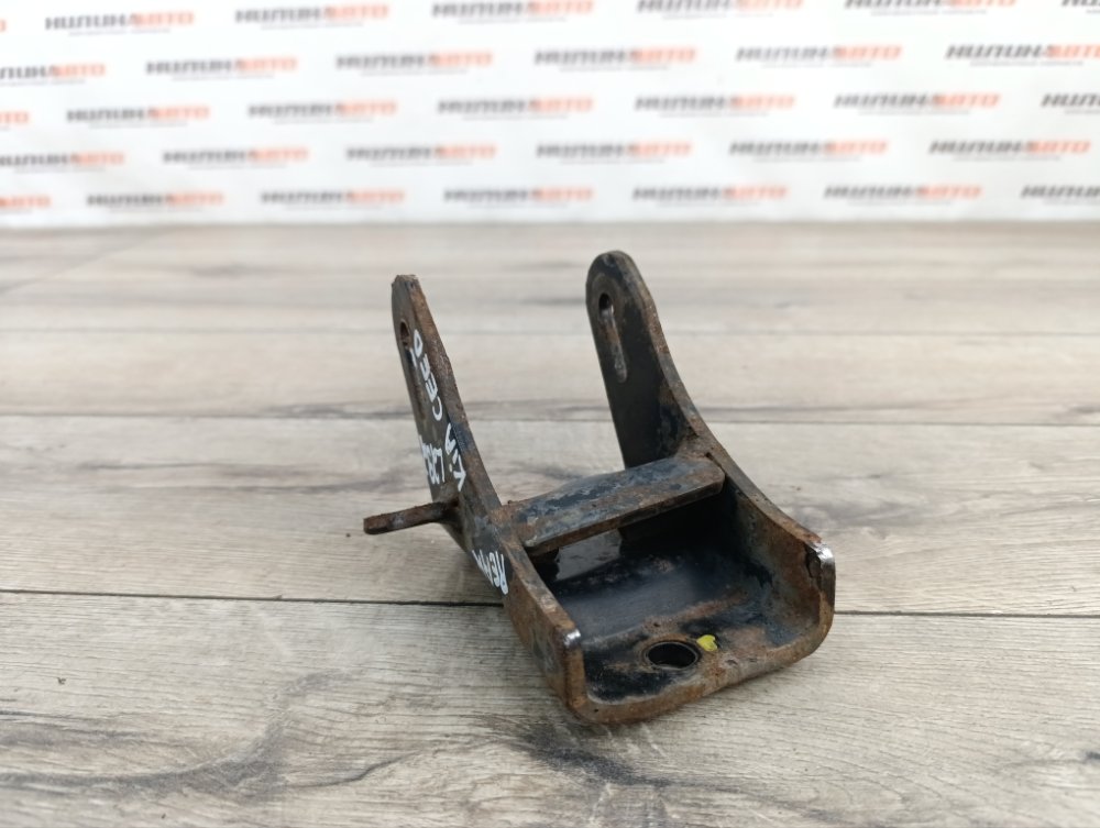 Кронштейн КПП, 500 рублей, Москва