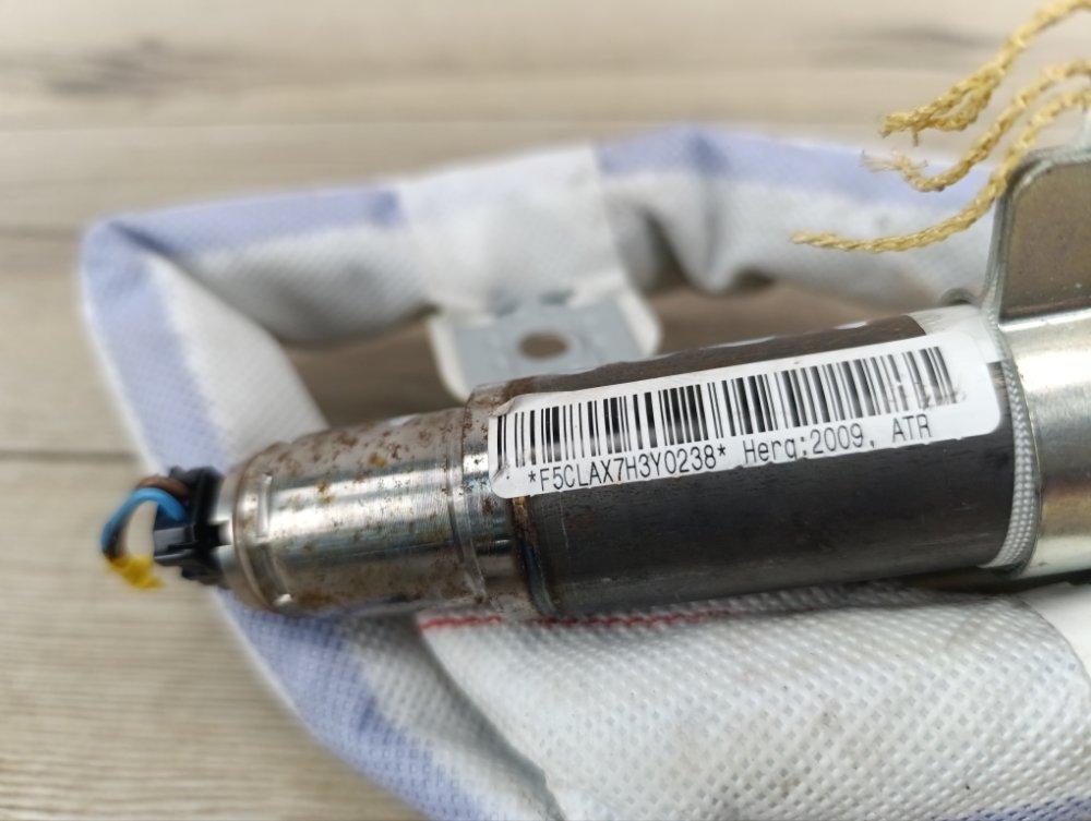 Подушка безопасности боковая, 1000 рублей, Москва