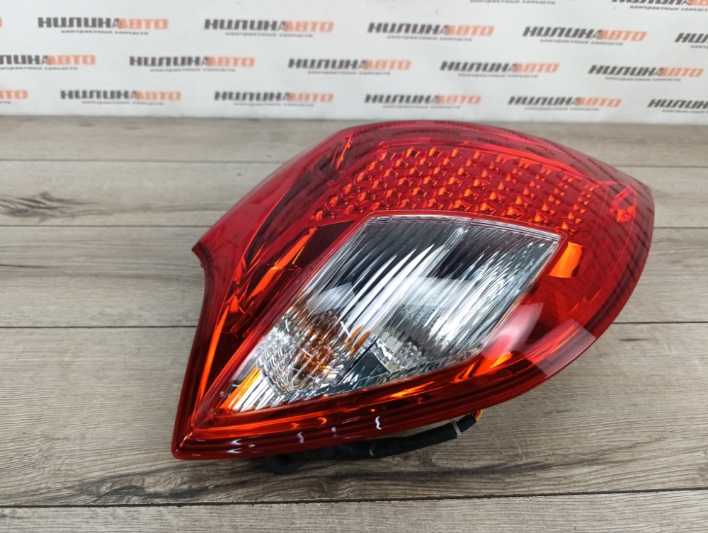 Фонарь в крыло, 4000 рублей, Москва