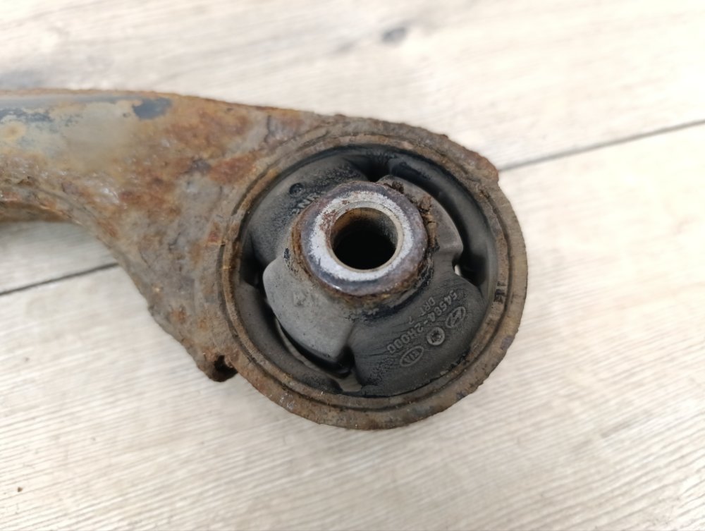 Рычаг передний нижний, 1000 рублей, Москва