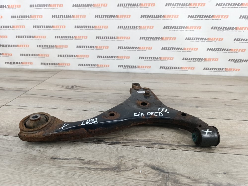 Рычаг передний нижний, 1000 рублей, Москва