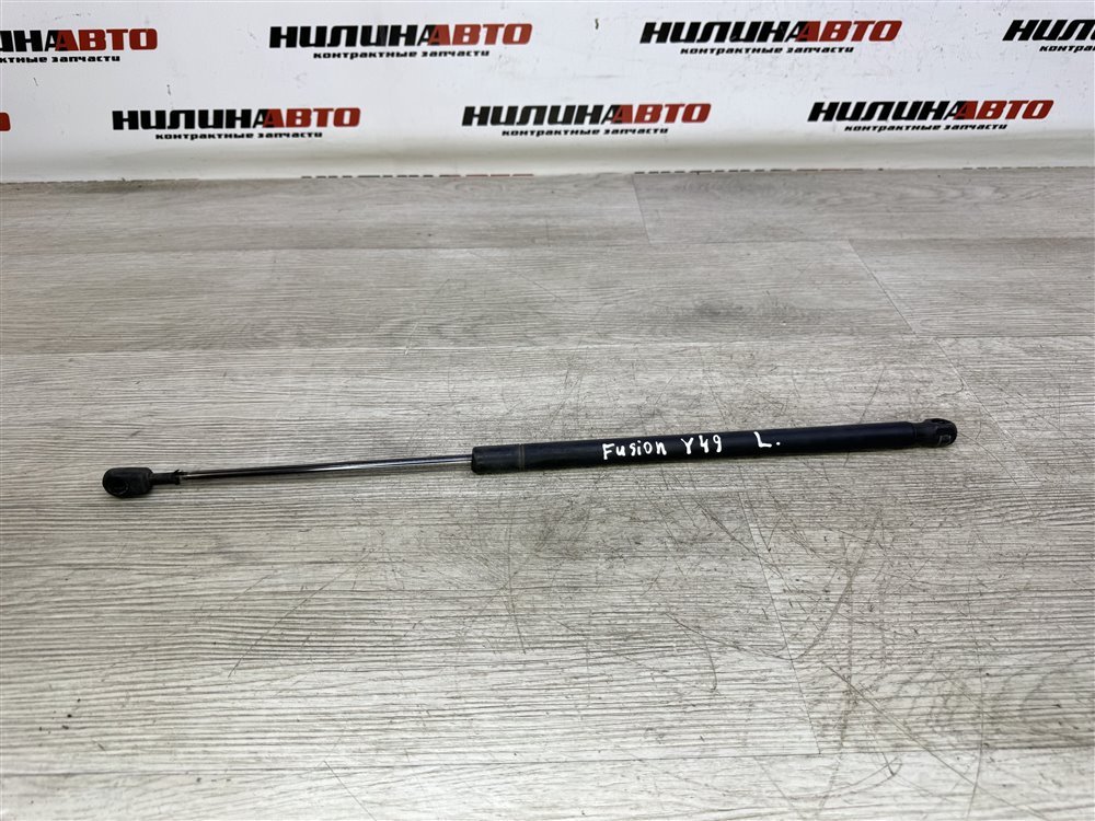 Амортизатор крышки багажника, 500 рублей, Севастополь