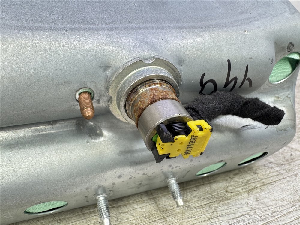 Подушка безопасности в торпедо, 2500 рублей, Севастополь