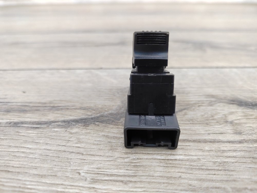 Кнопка стеклоподъемника, 400 рублей, Москва