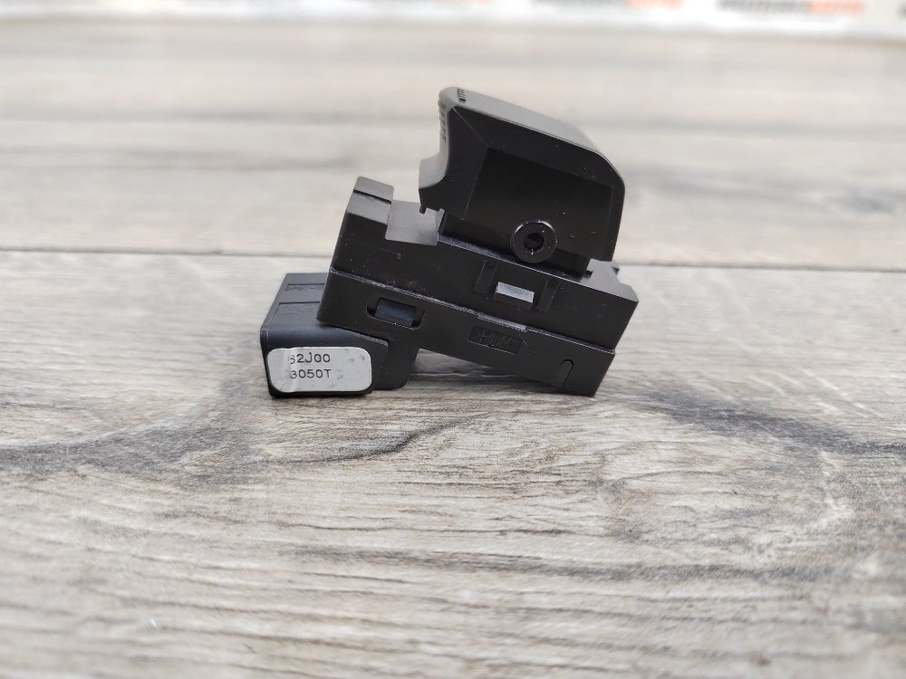 Кнопка стеклоподъемника, 400 рублей, Москва