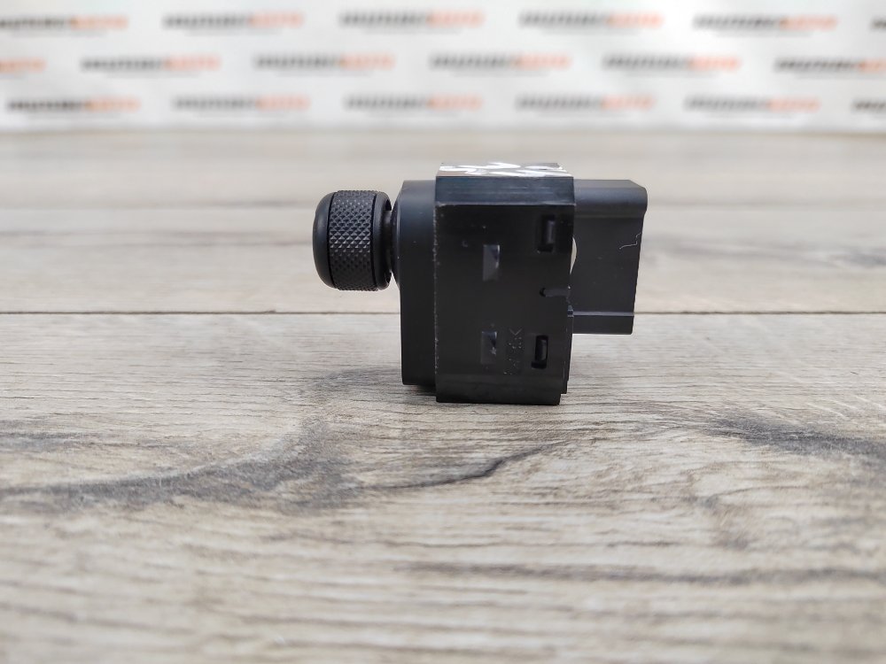 Блок управления зеркалами, 400 рублей, Москва