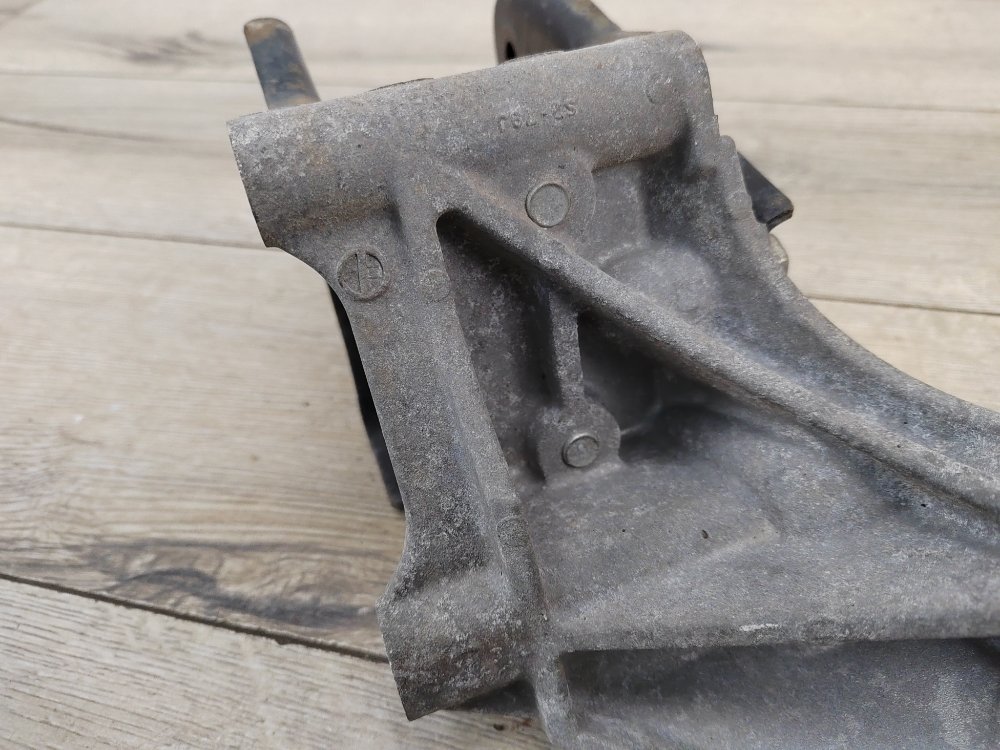 Кронштейн двигателя, 500 рублей, Москва