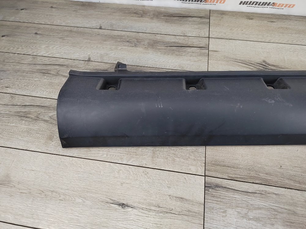 Накладка порога, 2000 рублей, Москва