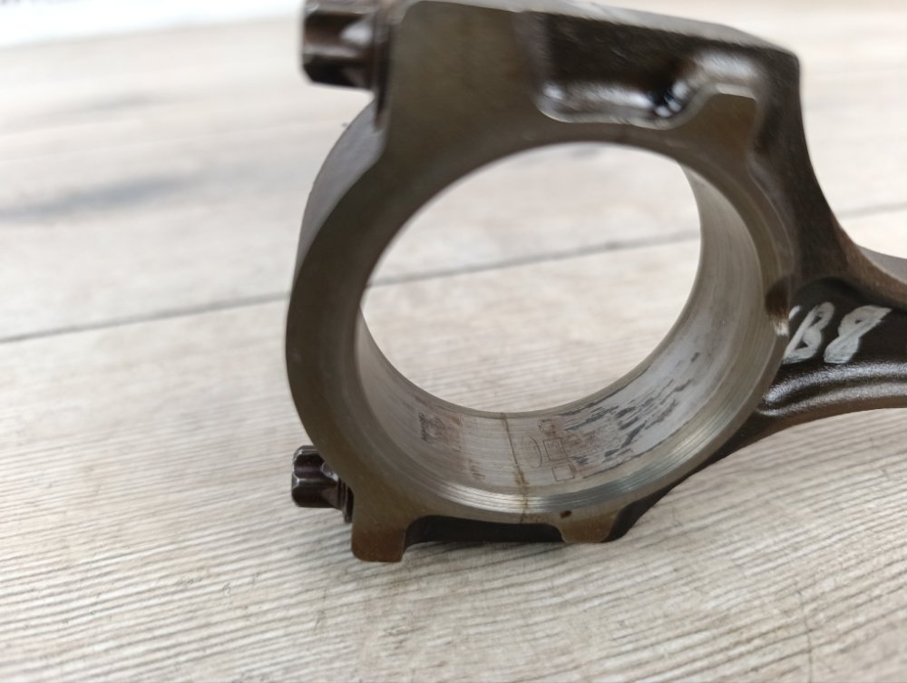 Шатун двигателя, 2000 рублей, Москва