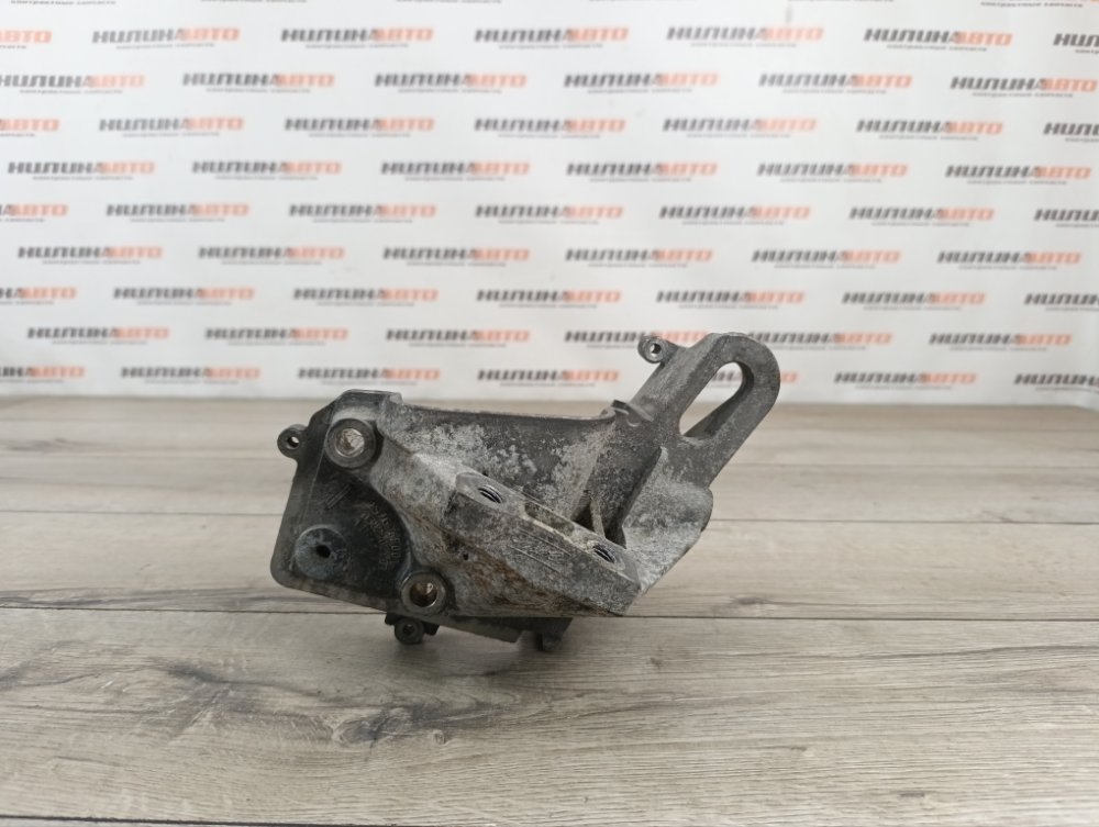 Кронштейн двигателя, 1500 рублей, Москва