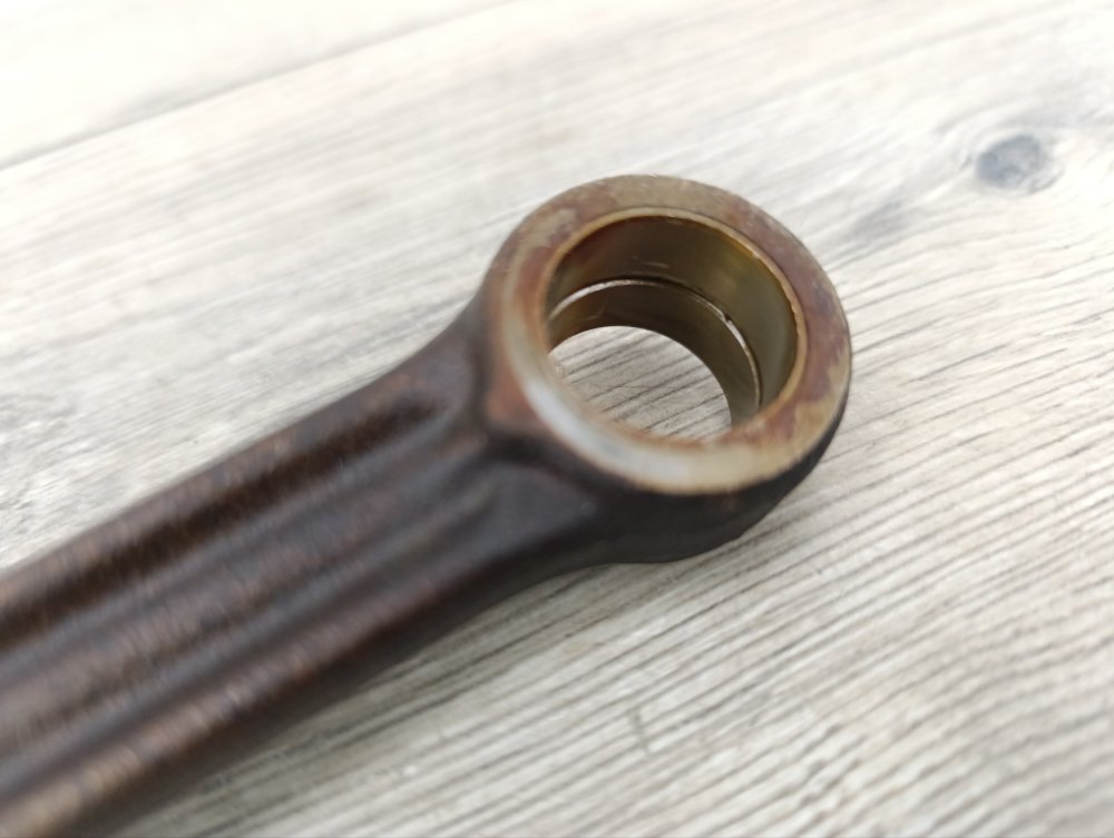 Шатун двигателя, 2000 рублей, Москва