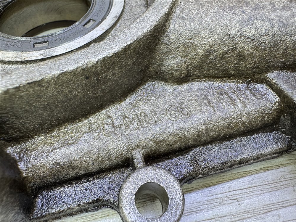 Насос масляный, 750 рублей, Севастополь