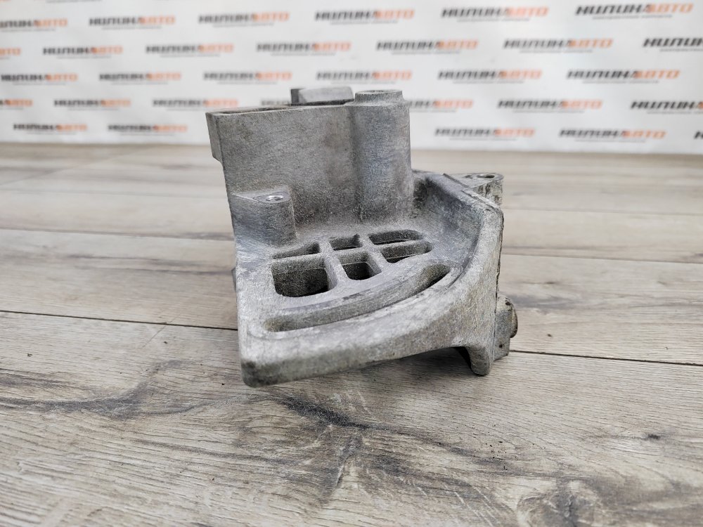 Кронштейн компрессора кондиционера, 500 рублей, Москва