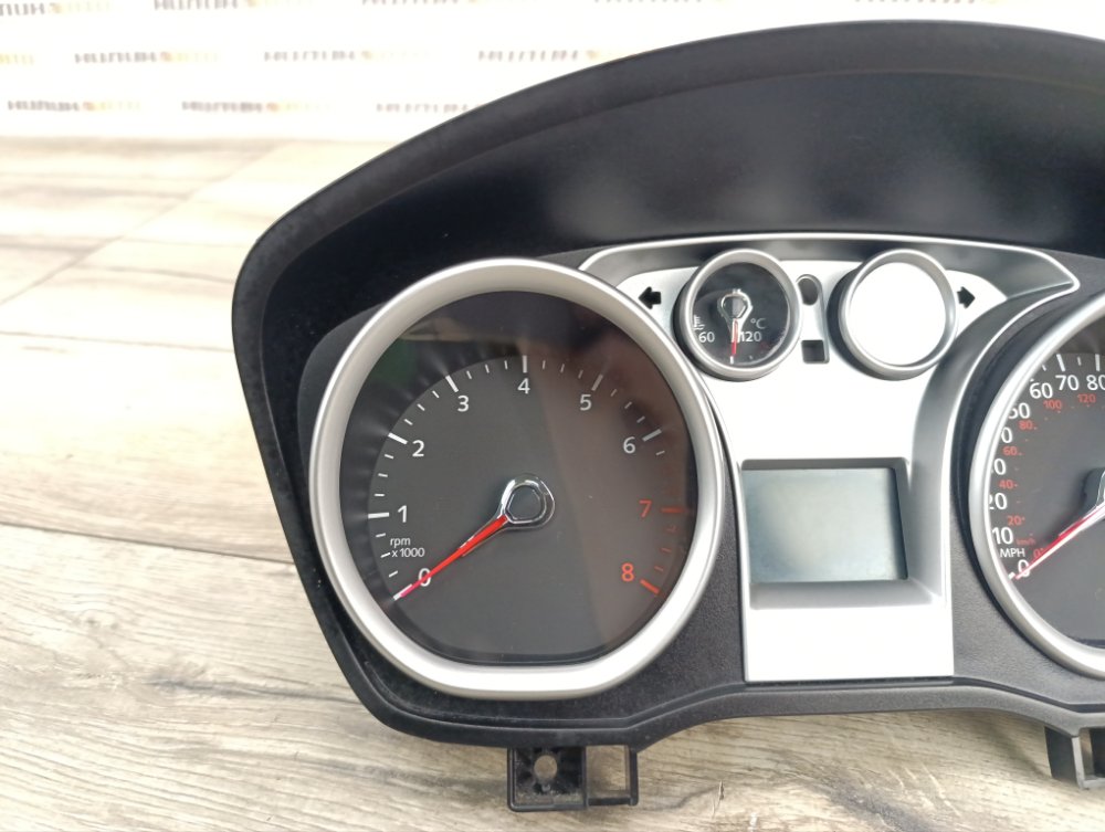 Панель приборов, 15000 рублей, Москва