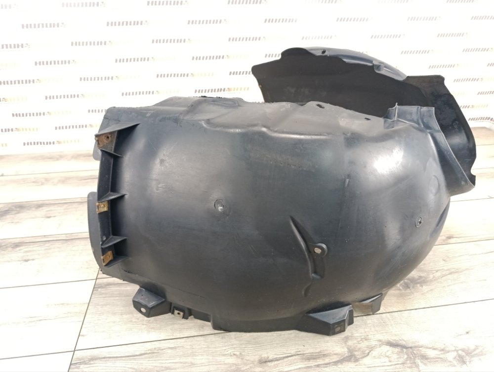 Подкрылок, 2000 рублей, Москва