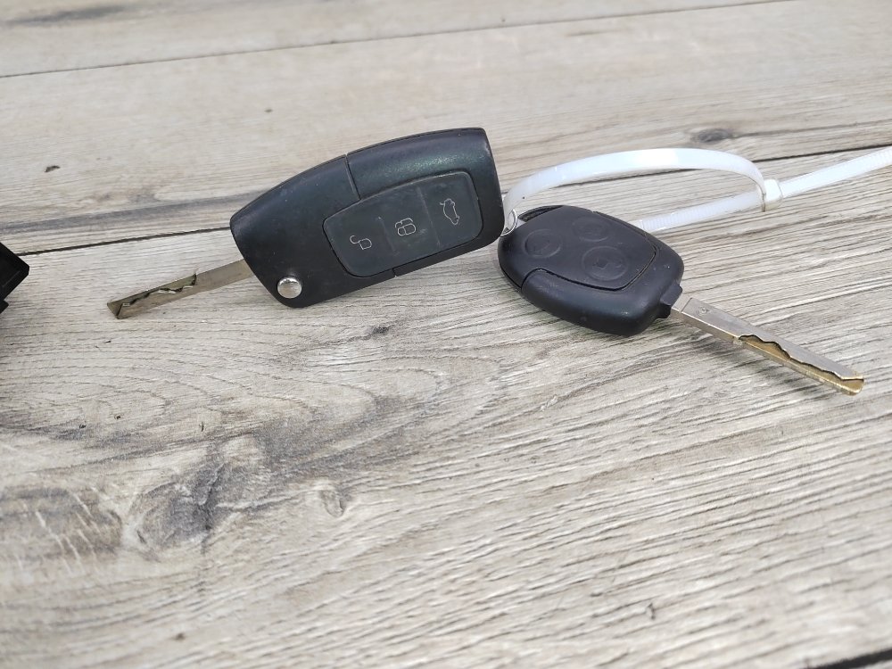 Замок капота, 4500 рублей, Москва