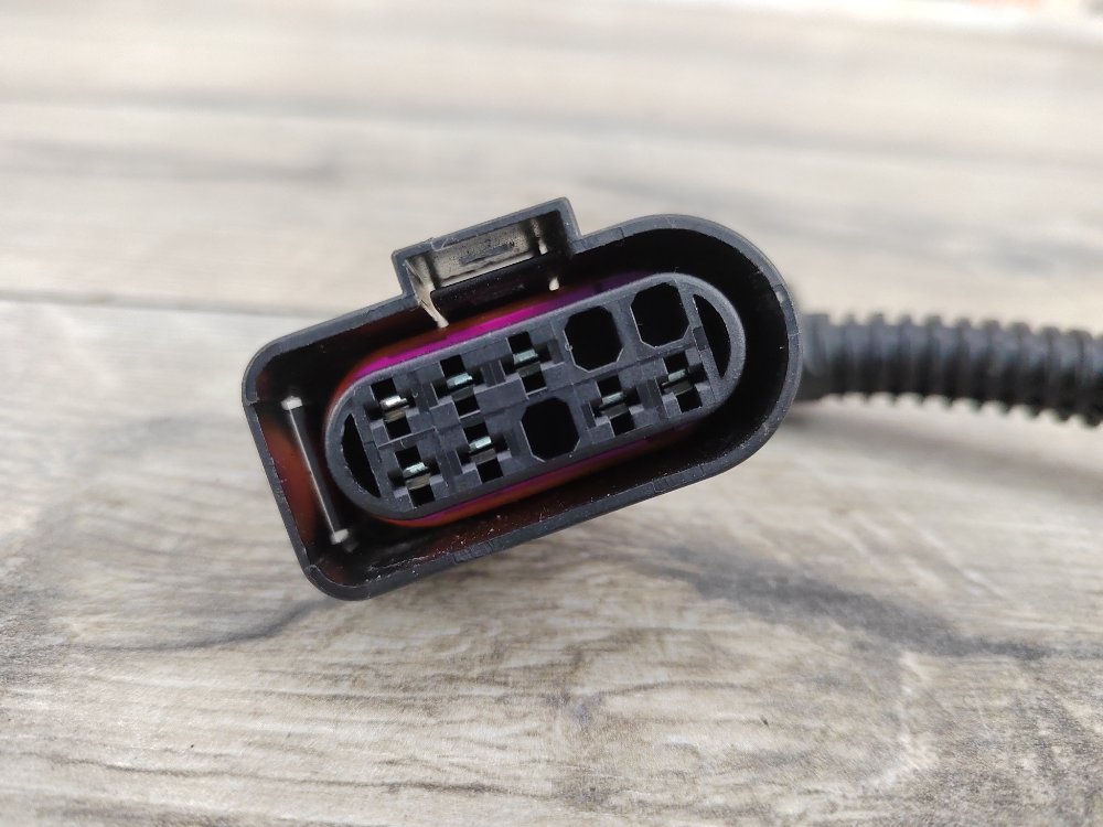 Фишка фары, 600 рублей, Москва