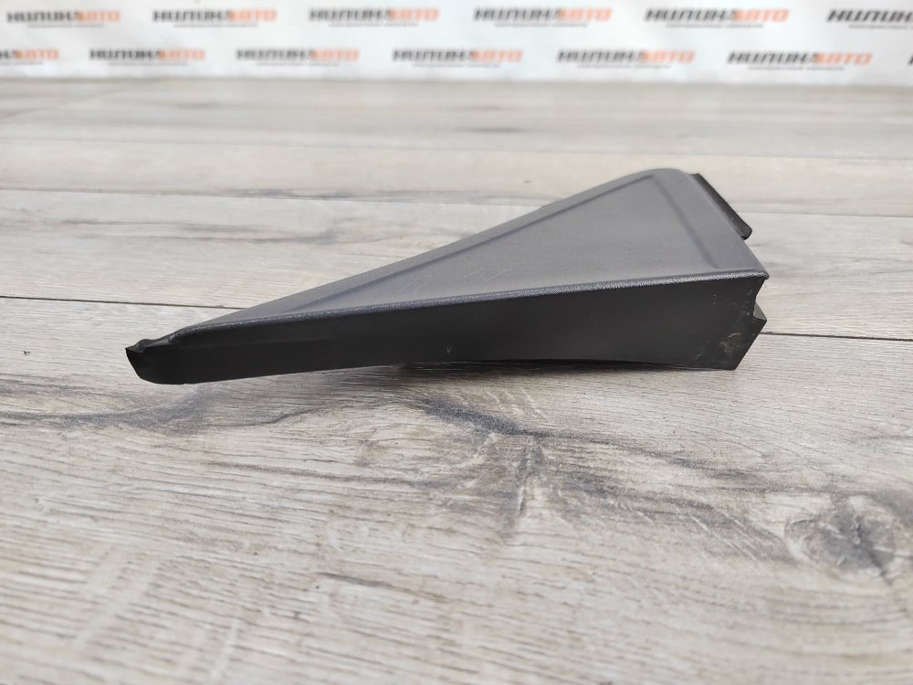 Накладка крыла, 500 рублей, Москва