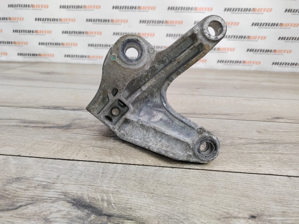 Кронштейн КПП, 2000 рублей, Москва