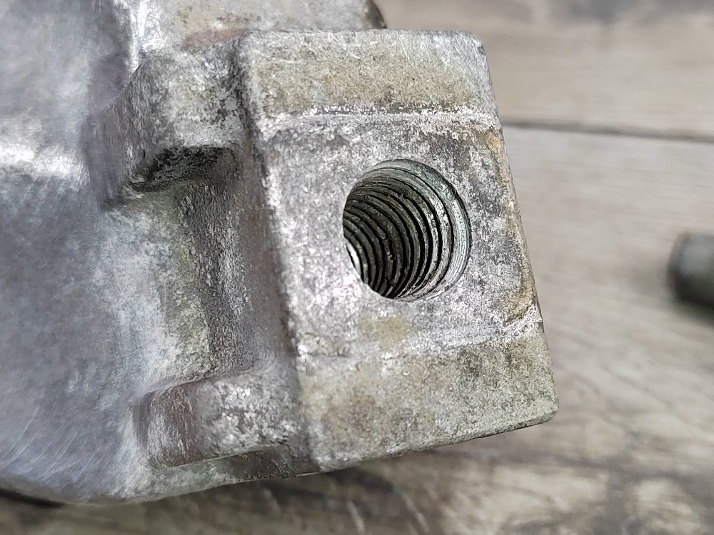 Кронштейн КПП, 2000 рублей, Москва