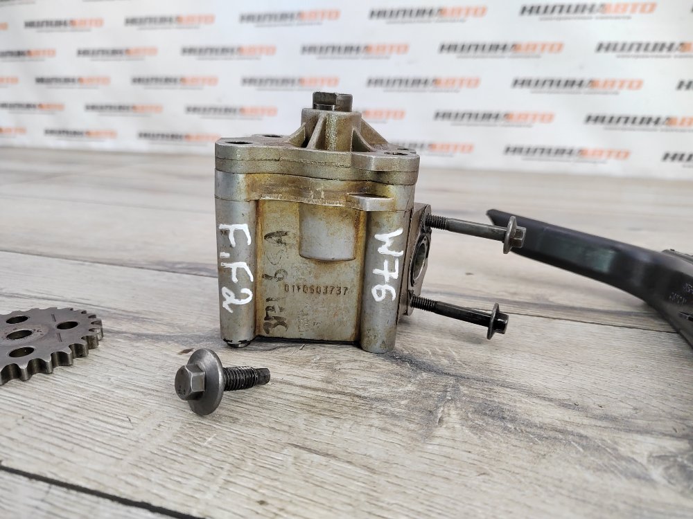 Насос масляный, 1000 рублей, Москва