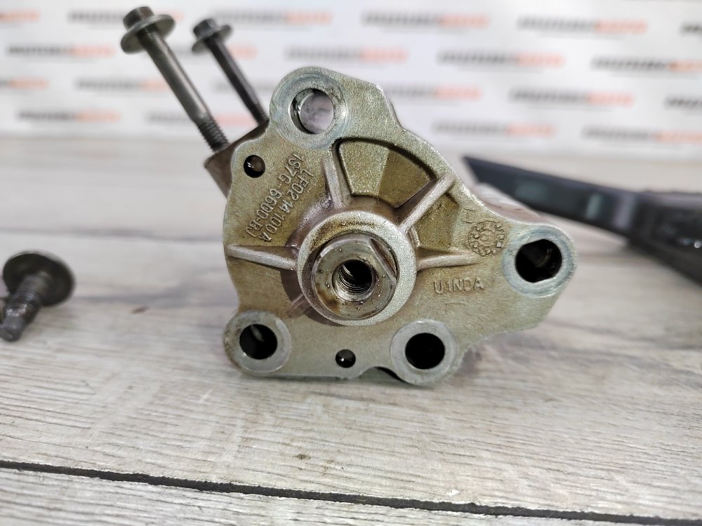 Насос масляный, 1000 рублей, Москва