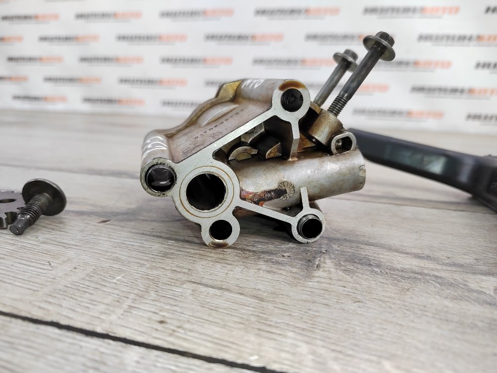 Насос масляный, 1000 рублей, Москва