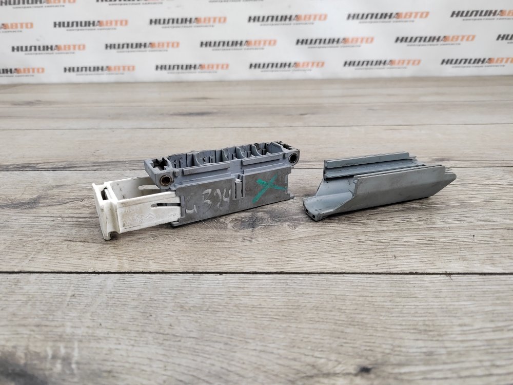 Кронштейн, 1200 рублей, Москва