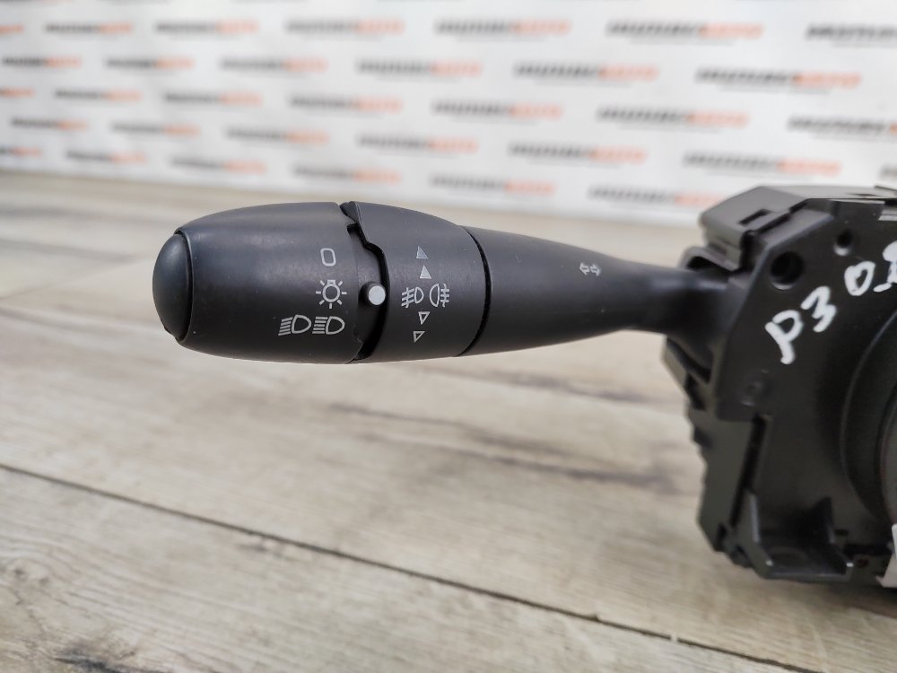 Подрулевой переключатель, 5500 рублей, Москва