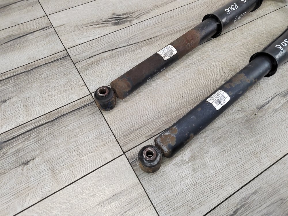 Амортизатор, 1700 рублей, Москва