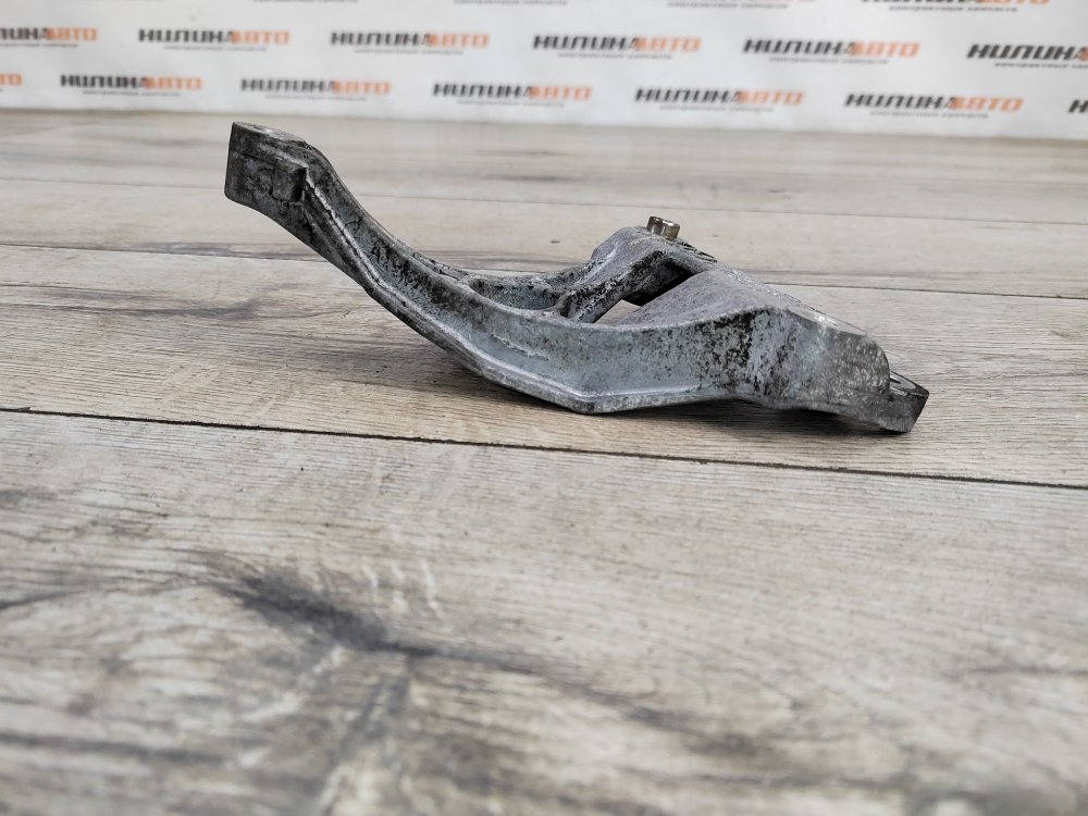 Кронштейн компрессора кондиционера, 500 рублей, Москва