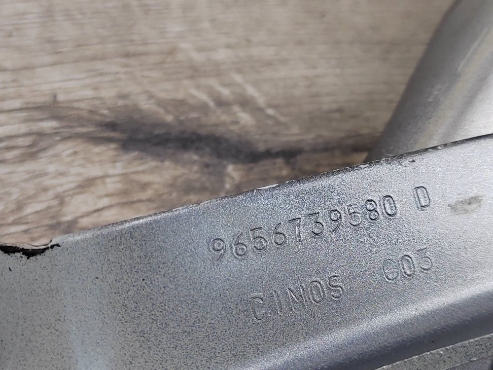 Петля капота, 900 рублей, Москва