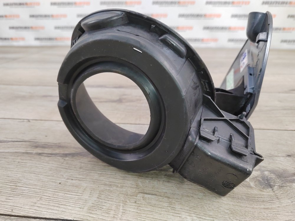 Лючок топливного бака, 500 рублей, Москва