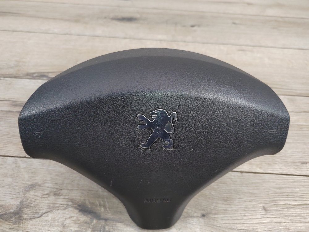 Подушка безопасности в руль, 3000 рублей, Москва