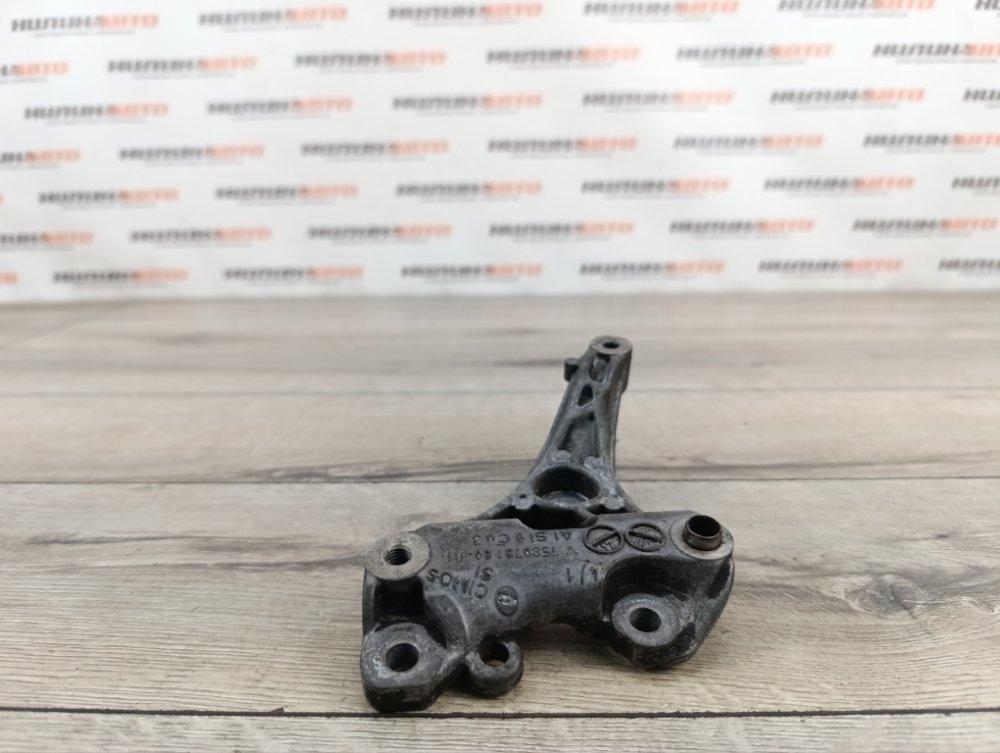 Кронштейн компрессора кондиционера, 500 рублей, Москва