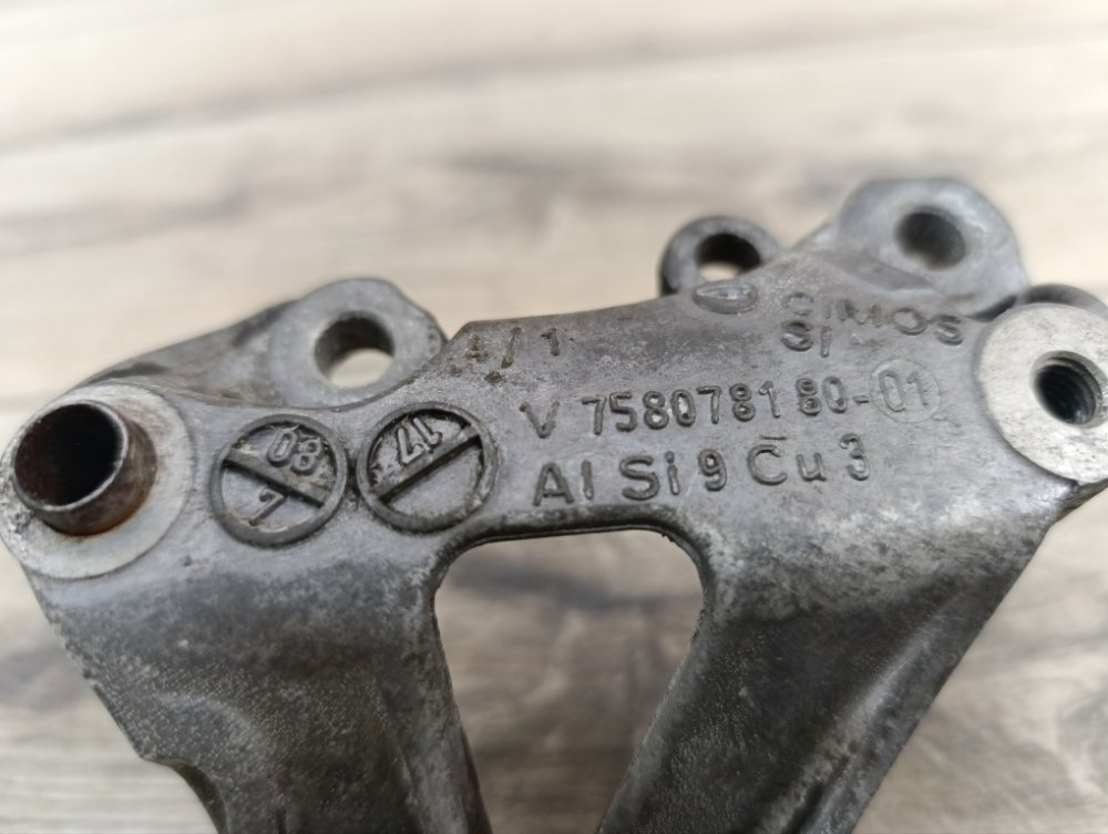 Кронштейн компрессора кондиционера, 500 рублей, Москва