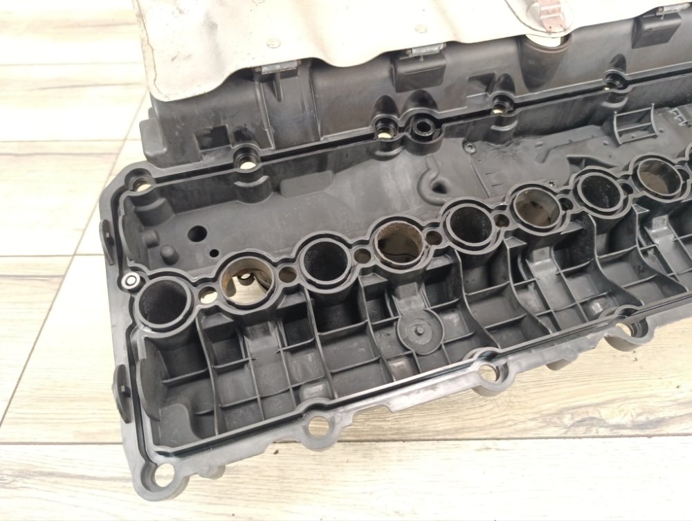 Крышка клапанная, 8000 рублей, Москва