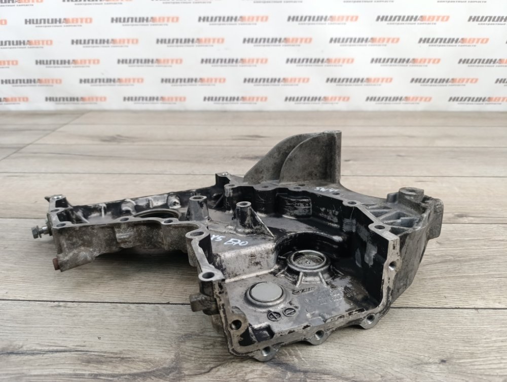 Крышка двигателя, 7500 рублей, Москва