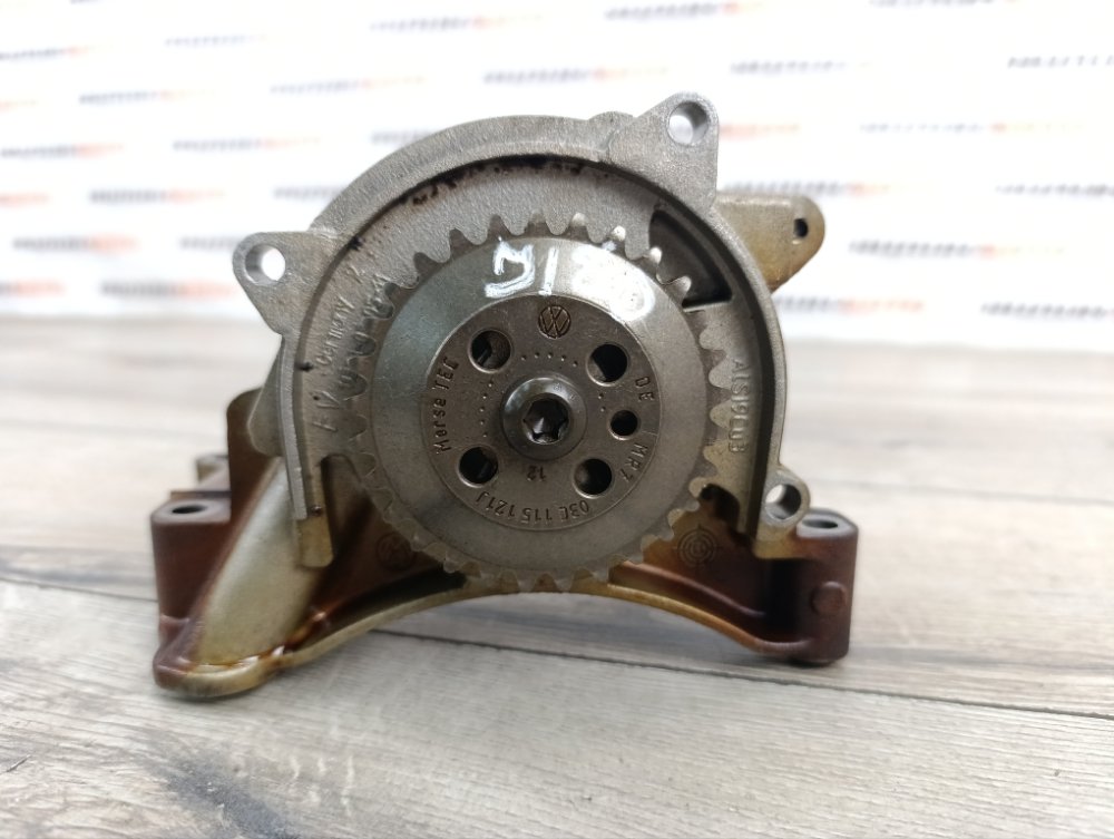 Насос масляный, 1900 рублей, Москва