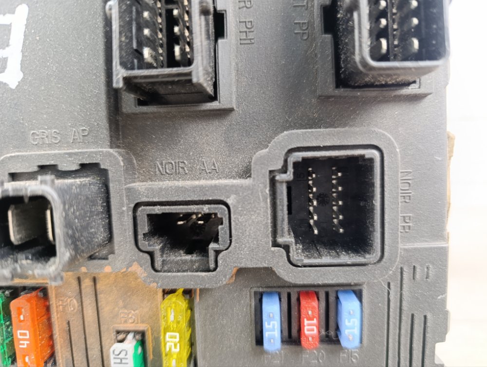 Блок BSI, 4000 рублей, Москва