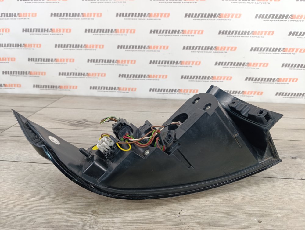 Фонарь в крыло, 24000 рублей, Москва