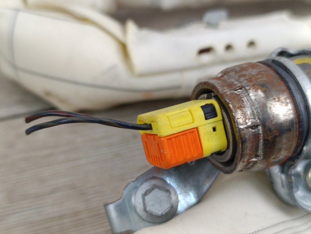 Подушка безопасности боковая, 5000 рублей, Москва