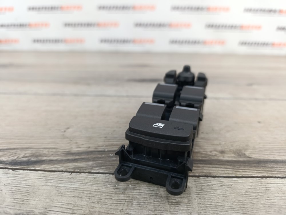 Блок управления стеклоподъемниками, 3300 рублей, Москва