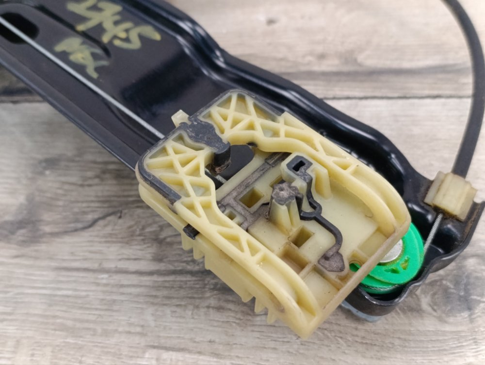 Стеклоподъемник, 2000 рублей, Москва