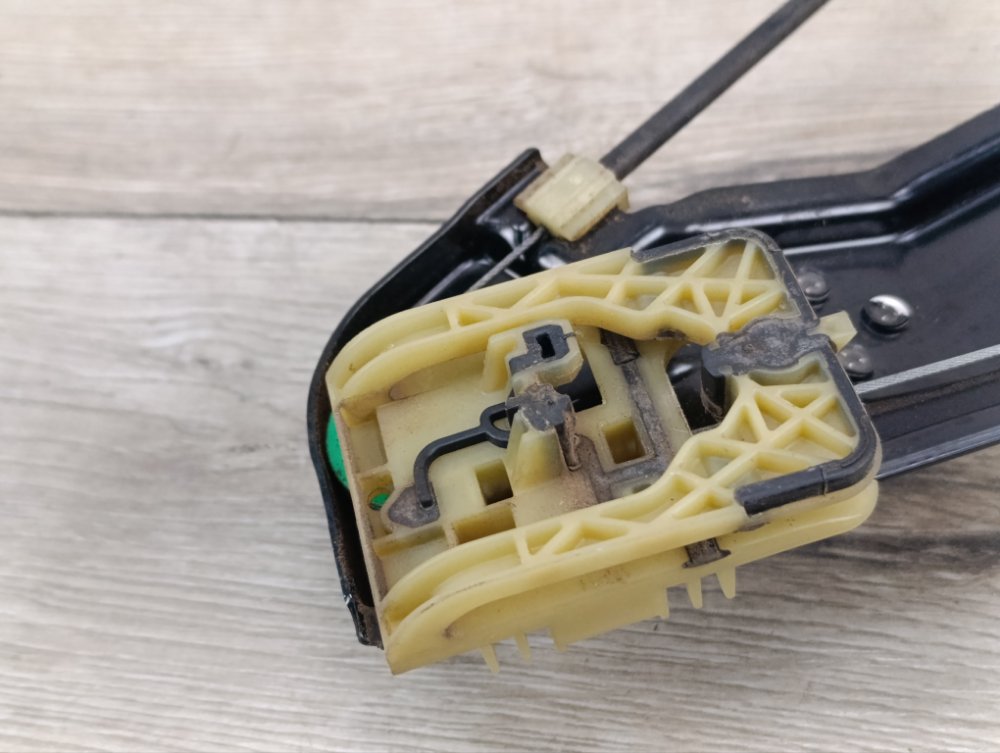 Стеклоподъемник, 2000 рублей, Москва