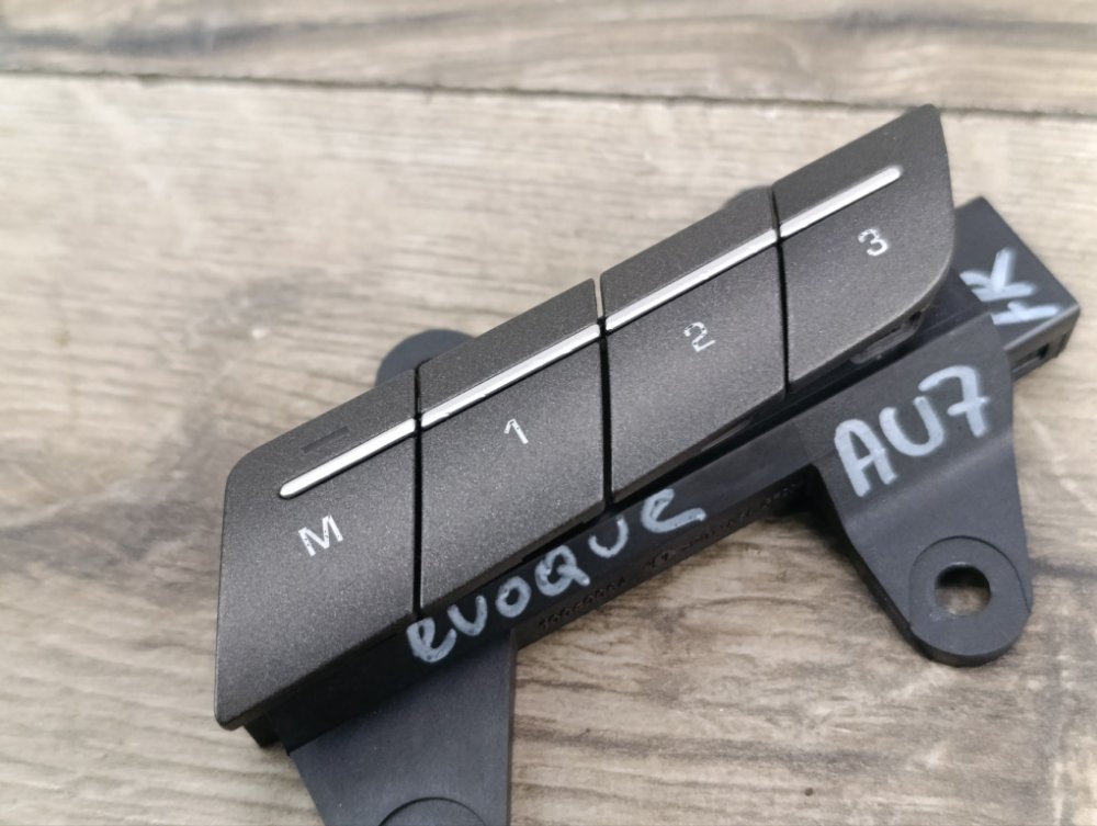 Кнопка памяти сидений, 1200 рублей, Москва