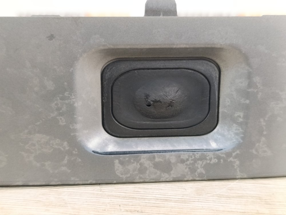 Накладка крышки багажника, 4000 рублей, Москва