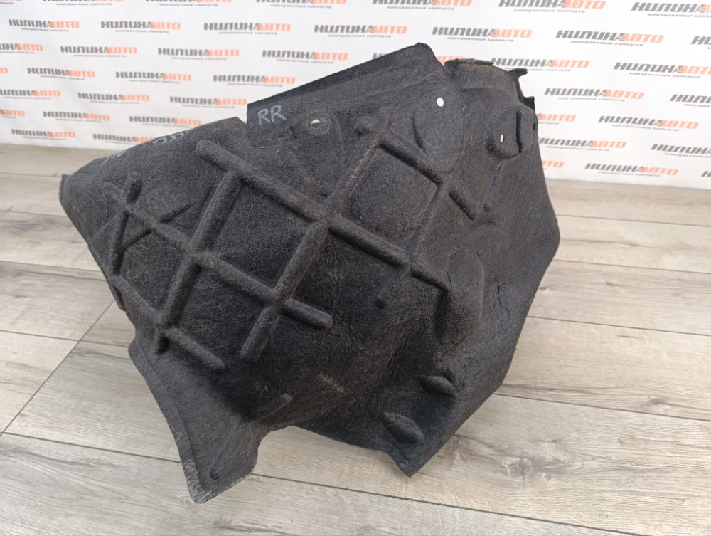 Подкрылок, 4000 рублей, Москва