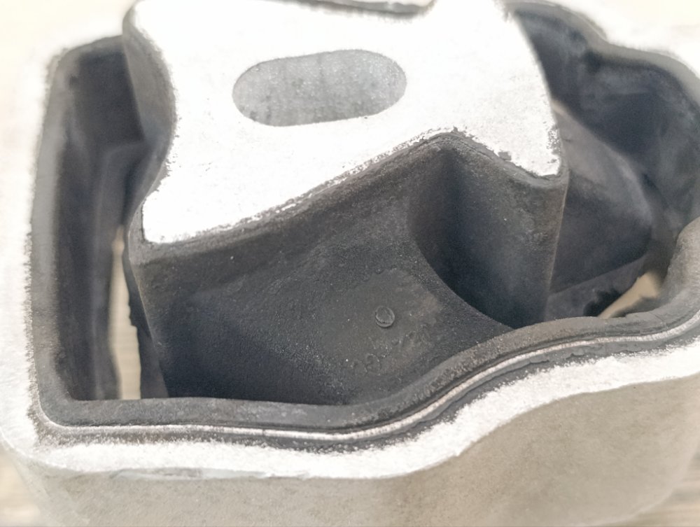 Подушка двигателя, 800 рублей, Москва