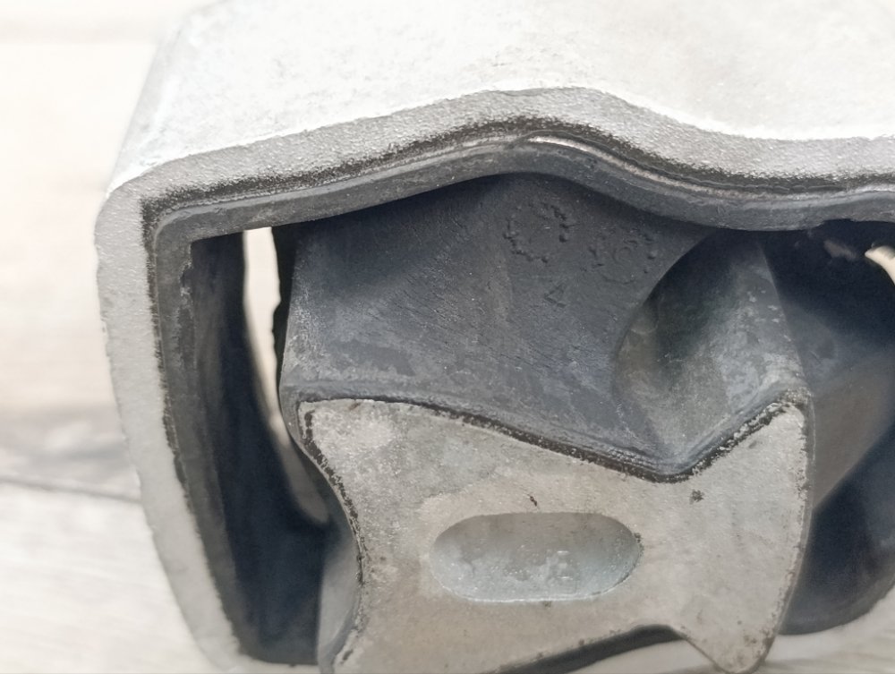 Подушка двигателя, 800 рублей, Москва